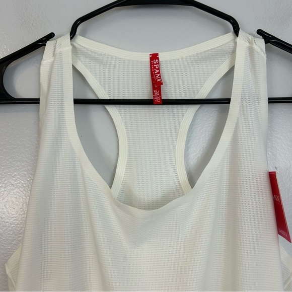 SPANX White Lightweight Racerback Tank Size XL - Picture 2 of 8